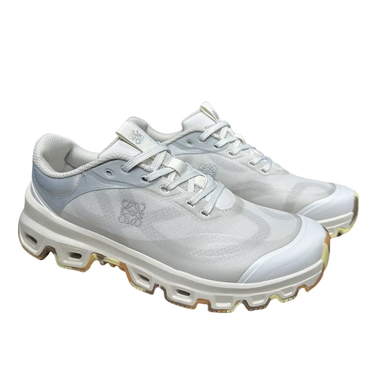 On Cloudventure LOEWE 2 Women's Glacier Gray