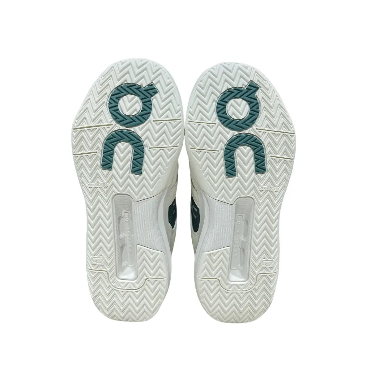 On THE ROGER Clubhouse Pro  Men's Everwhite