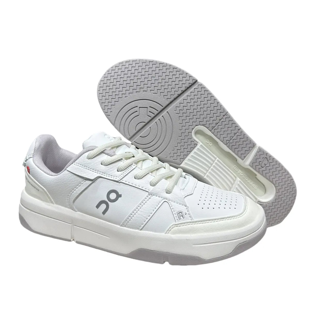 On THE ROGER Clubhouse 3 Women's White/Lilac