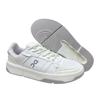 On THE ROGER Clubhouse 3 Women's White/Lilac