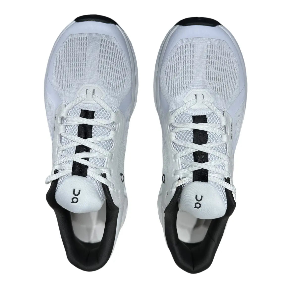 On Cloudrunner 2  Women's White-Black