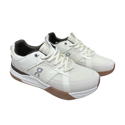 On THE ROGER Clubhouse Pro  Women's Swiss White