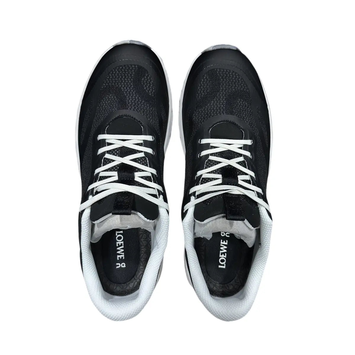 On Cloudventure LOEWE 2 Women's Black/White