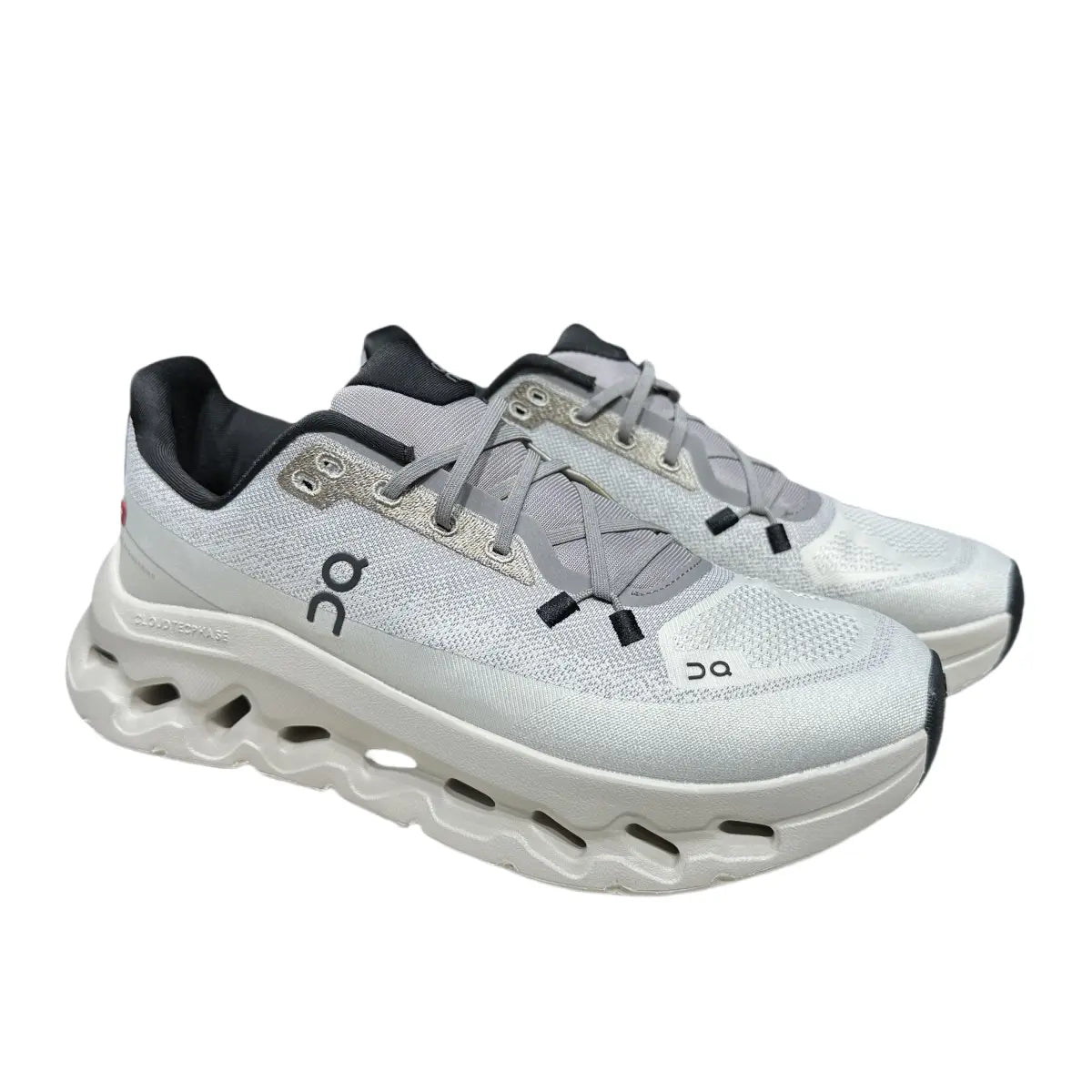 On Cloudtilt Women's Shadow Gray