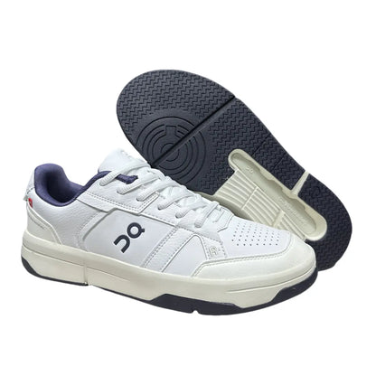 On THE ROGER Clubhouse 3 Women's White/Ice